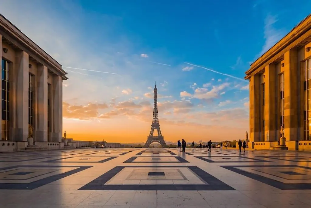 Paris Trocadero: Superbe Appartement Parisien contacts